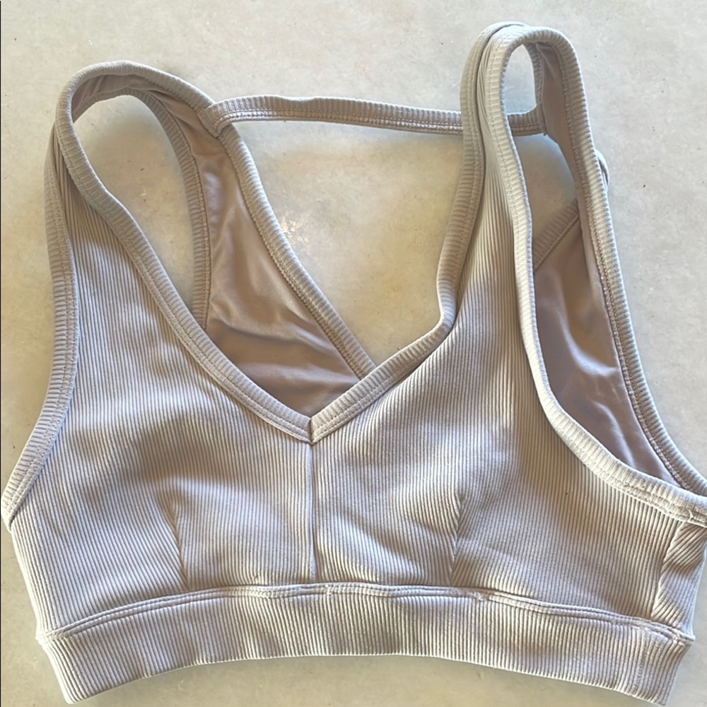 ALO Yoga Cream Sports Bra Intimates #133